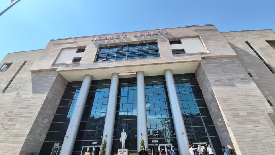 Araçla ezip demir çubukla öldürmüştü! Adli Tıp'tan flaş karar