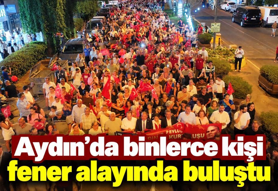 Aydın'da binlerce kişi fener alayında buluştu