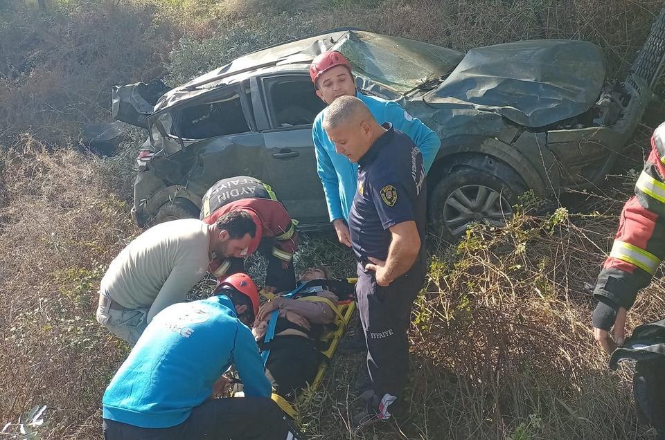 Aydın’da otomobil uçuruma yuvarlandı; Kadın sürücü güçlükle kurtarıldı