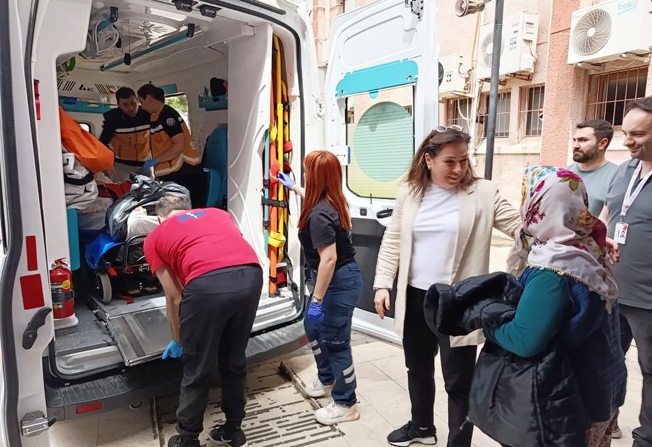 Başhekim Bozbaş, hasta ve hasta yakınlarını tek tek uğurluyor