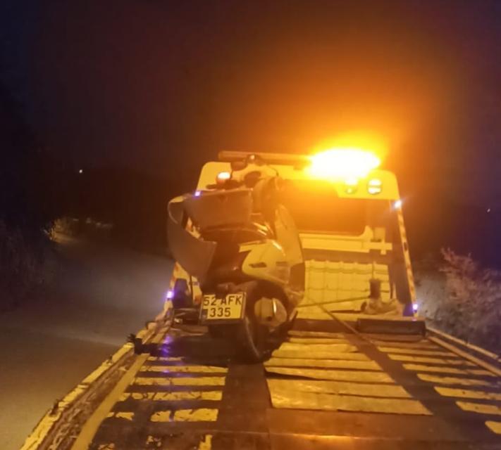 Motosiklet duvara çarptı: 1 ölü