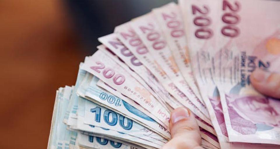 Emeklilerin bayram ikramiyesi için tarih belli oldu