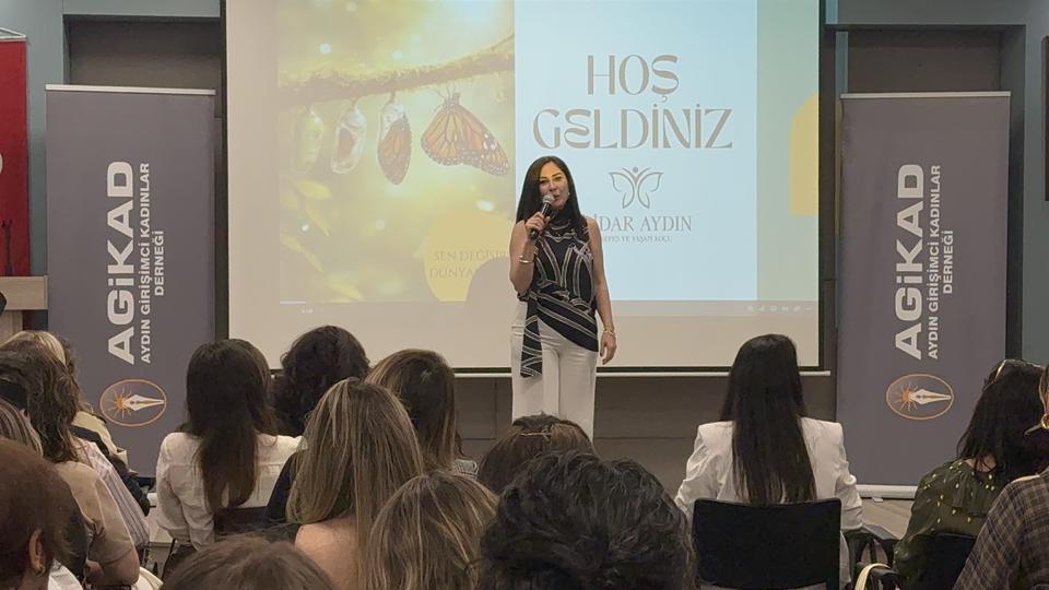 "Sen değiş, dünyan değişin" semineri Aydın'da yoğun ilgi gördü
