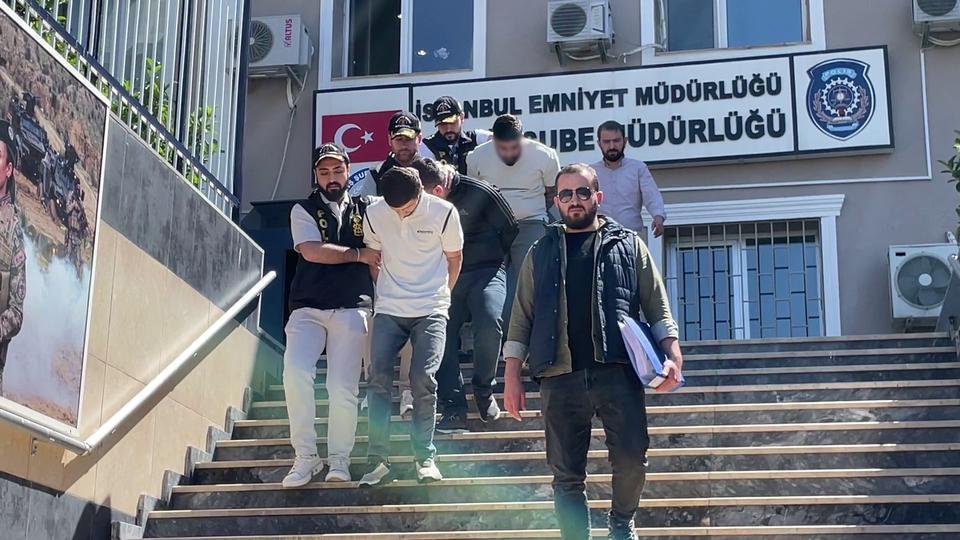 10 milyon liralık kuyumcu soygunu kamerada: 3 tutuklama