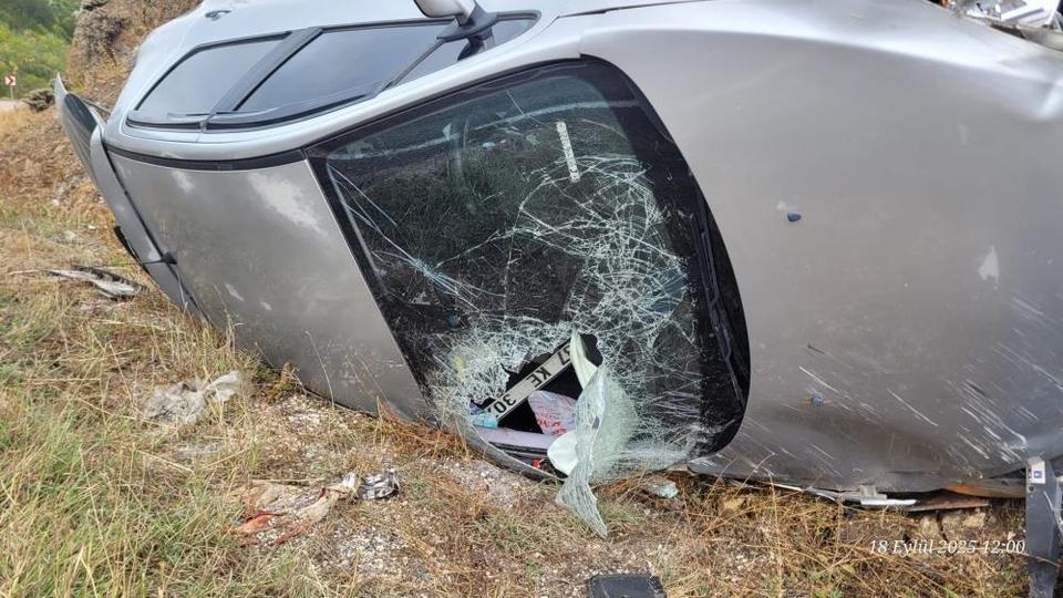 Yoldan çıkan otomobil takla attı: 2 yaralı
