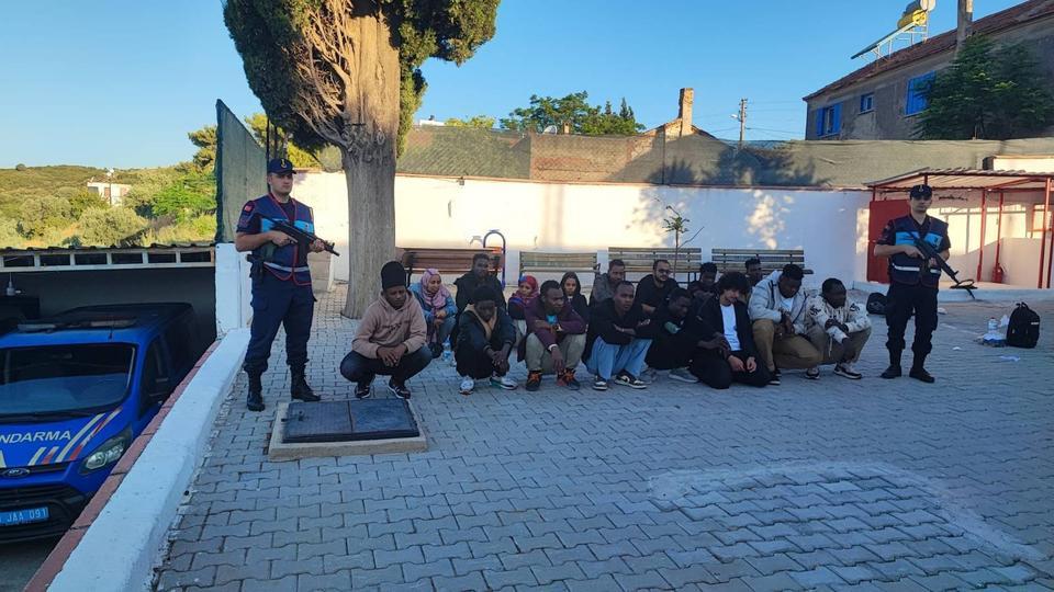 Aydın’da ormanlık alanda 17 kişi yakalandı