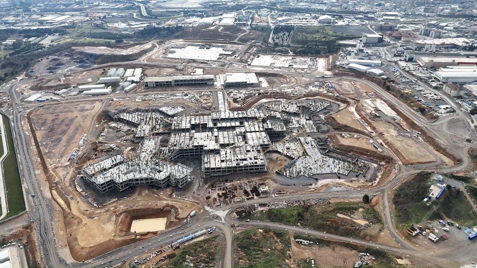 Türkiye’nin en büyük şehir hastanesi yükseliyor