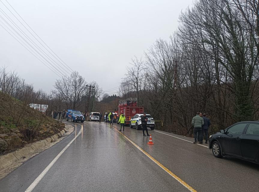 Ağaçta asılı halde ölü bulundu