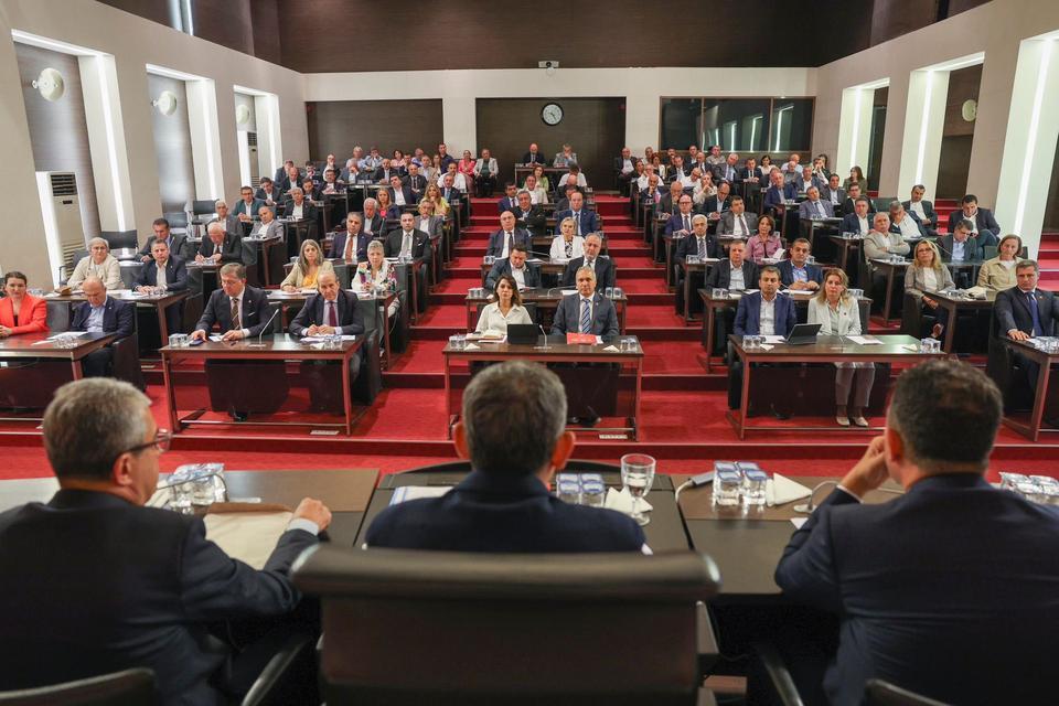 CHP’li vekiller, kapalı grup toplantısında bir araya geldi