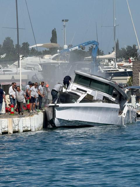 Bodrum'daki marinada patlama: 3 yaralı