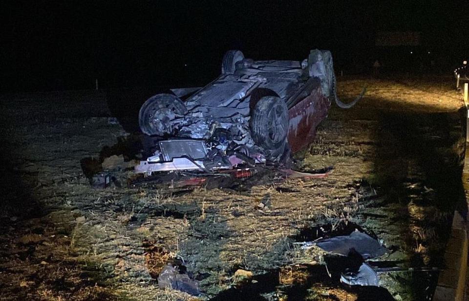 İki otomobil çarpıştı: 4 kişi yaralandı