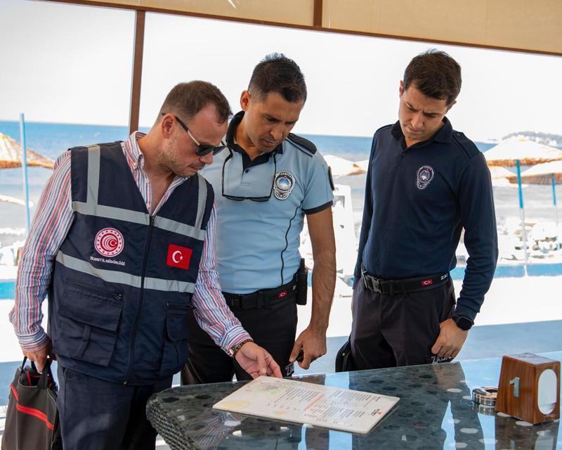 Kuşadası'nda ticari işletmelere sıkı denetim