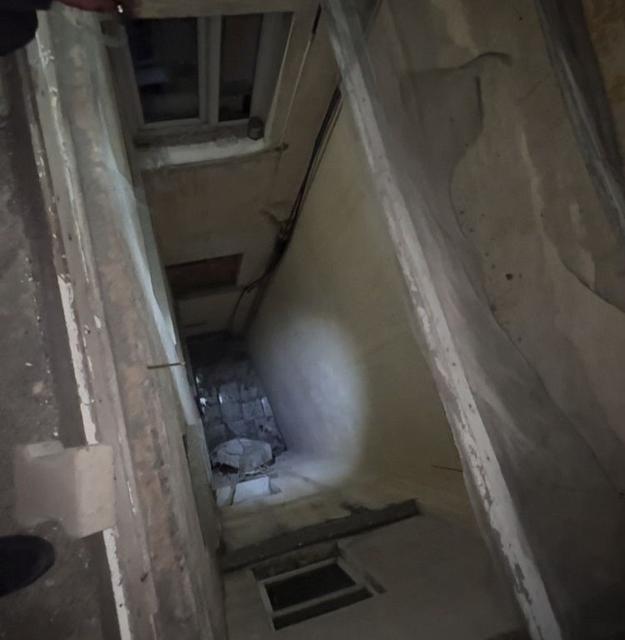 MERSİN'DE 3. KATTAN HAVALANDIRMA BOŞLUĞUNA DÜŞEN ÇOCUK HAYATINI KAYBETTİ