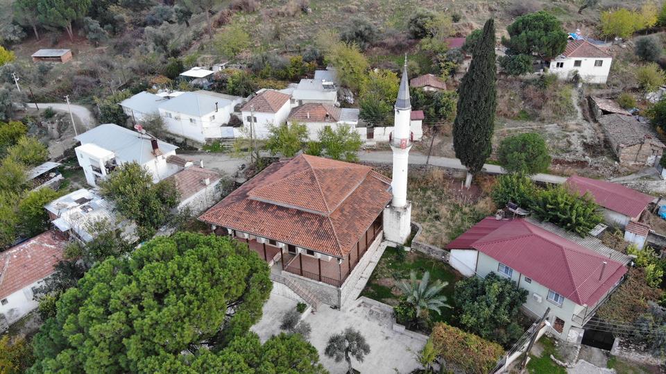 KOÇARLI'DA TARİHE TANIKLIK EDEN CİHANOĞLU CAMİİ, 239 YILDIR AYAKTA