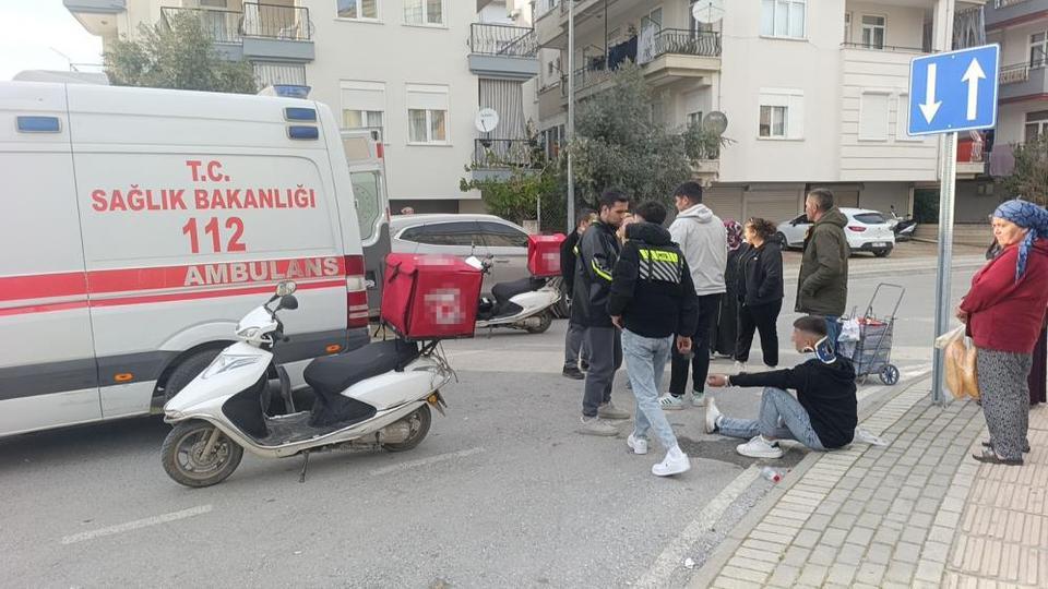 Motosiklet ile elektrikli bisiklet çarpıştı: 3'ü çocuk 4 yaralı