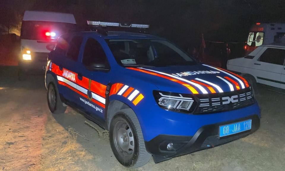 Yorgun mermi kadını yaraladı, 9 maganda tutuklandı