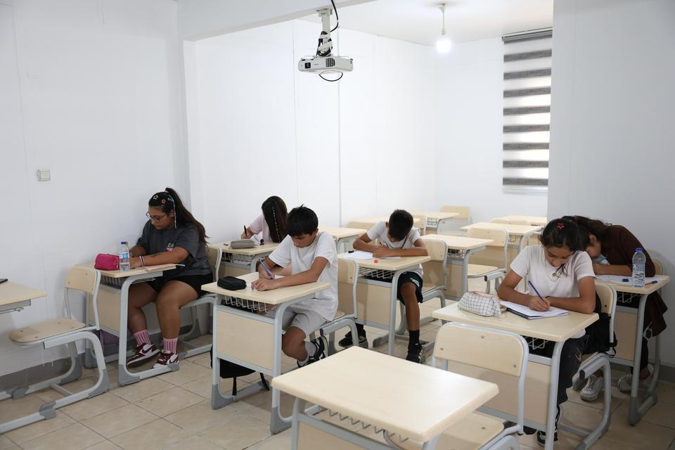 Didim Belediyesi Eğitim Destek Atölyesi’nden öğrencilere destek
