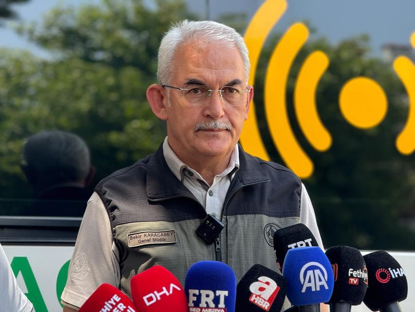 "Yangın kontrol altında, yaklaşık 200 hektar ormanlık alan etkilendi"