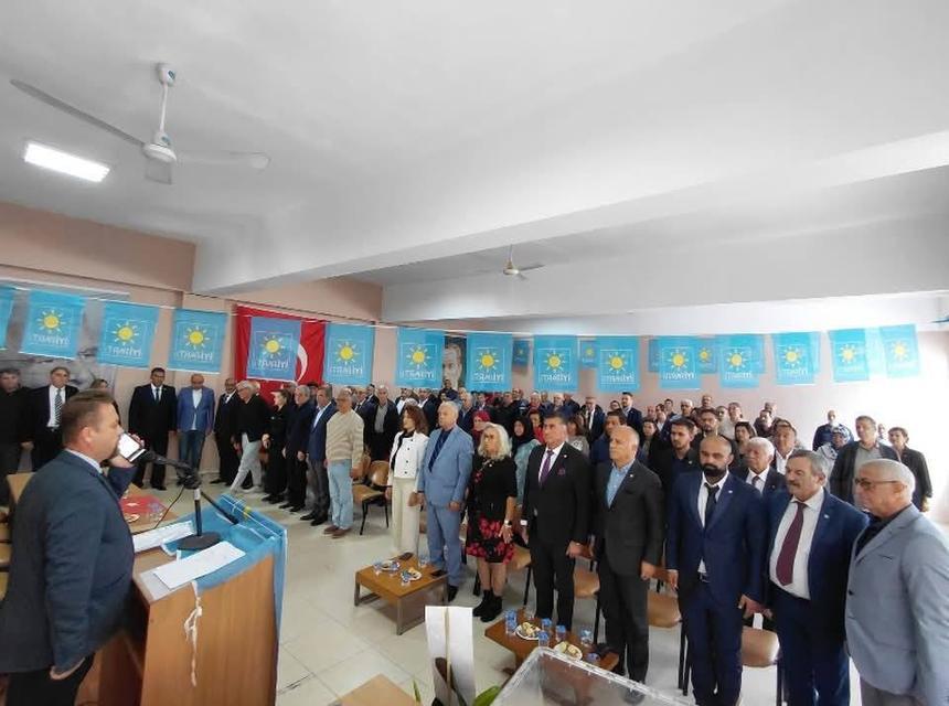 Söke İYİ Parti’de bayrak değişimi