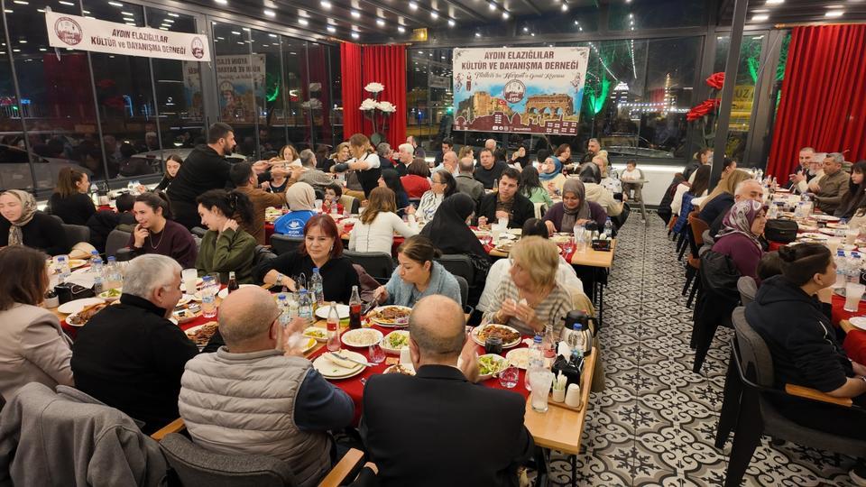 Aydın’da birlik sofrası kuruldu: Elazığlılar Derneği’nden anlamlı iftar
