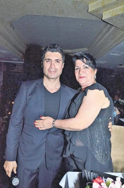 Özcan Deniz, Aydın’da tedavi gören annesi için seferber oldu