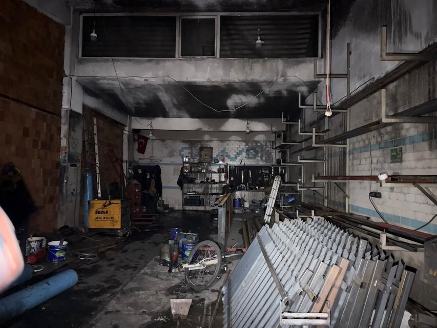 Demirci dükkanında patlama: 1 ölü, 2 yaralı