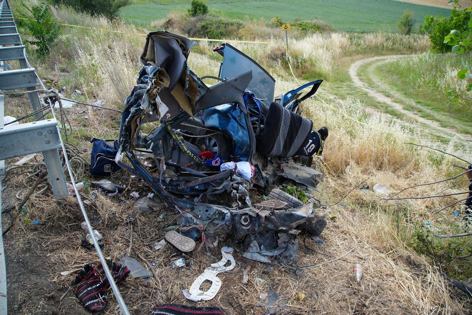 EDİRNE'DE FECİ KAZA: 5 ÖLÜ, 1 YARALI