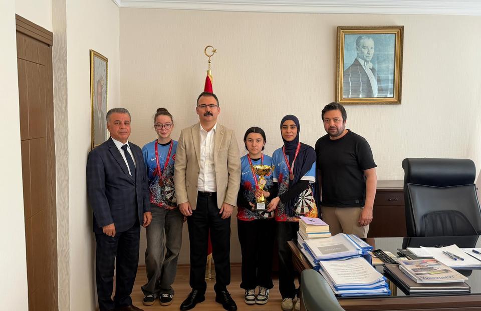 Sultanhisar’ın şampiyonlarından Kaymakam  Ateş’e ziyaret