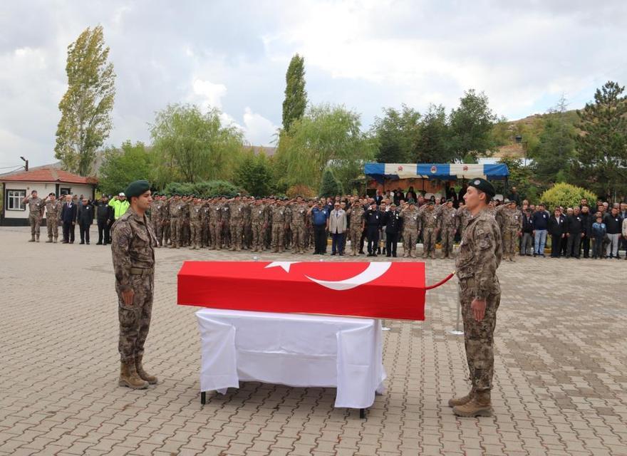 Polis memuru amansız hastalığa yenik düştü