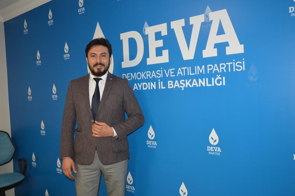 Deva Partisi Efeler Belediye Başkan Adayı Osman Yasin Uzdu