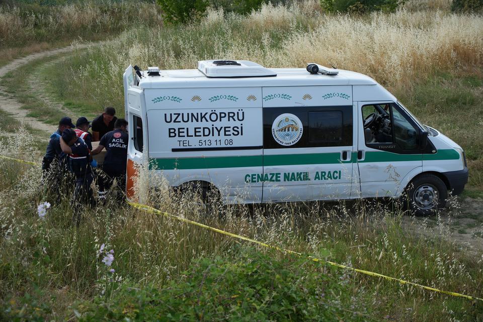 EDİRNE'DE FECİ KAZA: 5 ÖLÜ, 1 YARALI