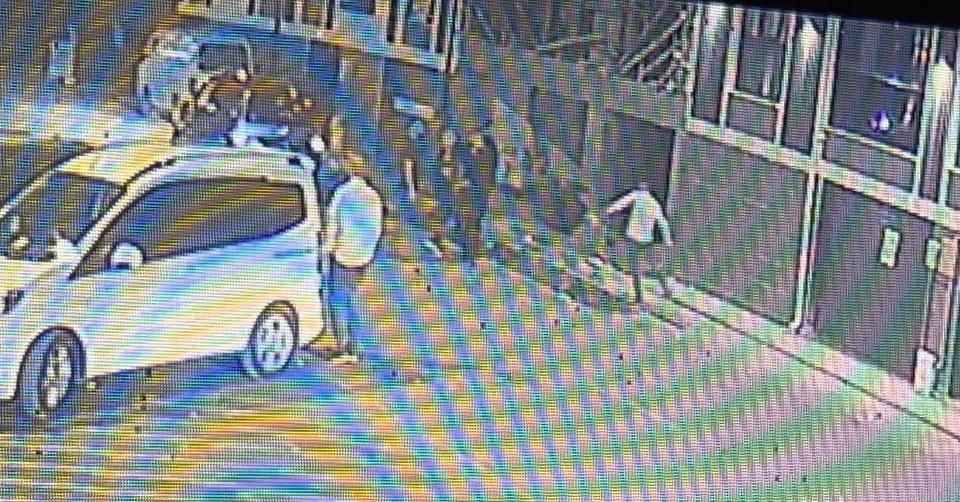 Araç ticareti silahlı kavgaya döndü