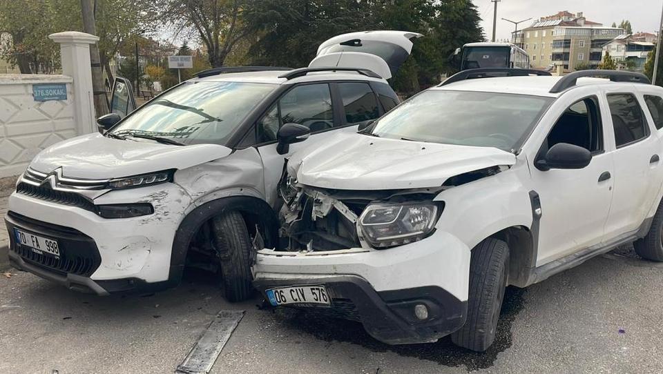 Cipler çarpıştı: 1 yaralı