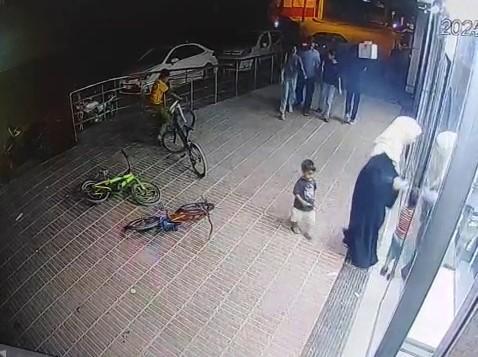 Markete alışveriş için girdi, bisikleti çalındı
