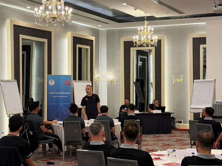 TFF’de antrenör eğitimlerinin yeni etabı: Kurslar ekim ortasına kadar sürecek