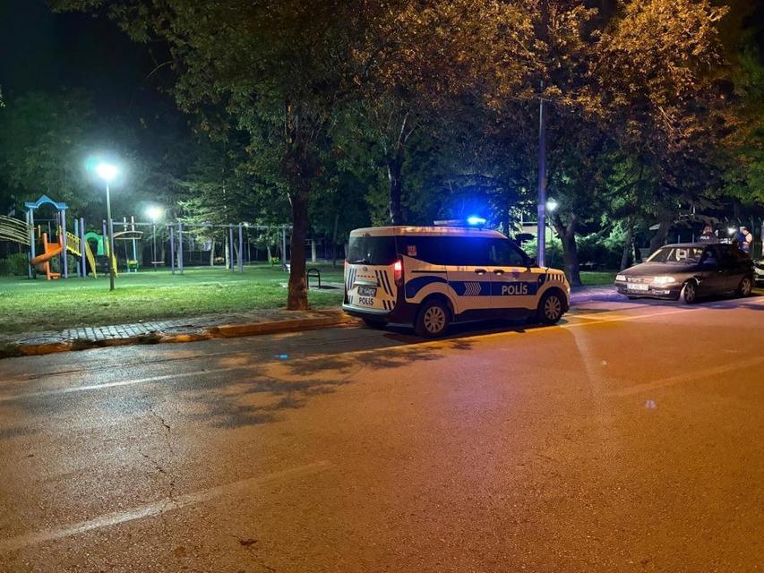 İki grup arasında bıçaklı kavga: 1 yaralı