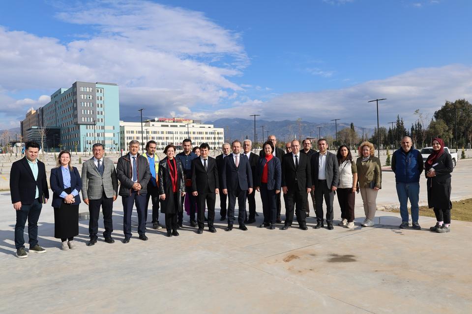 Aydın Şehir Hastanesi açılış için gün sayıyor