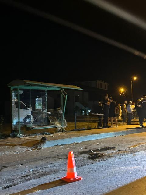 OTOMOBİL İLE MOTOSİKLET KAFA KAFAYA ÇARPIŞTI: 1 ÖLÜ