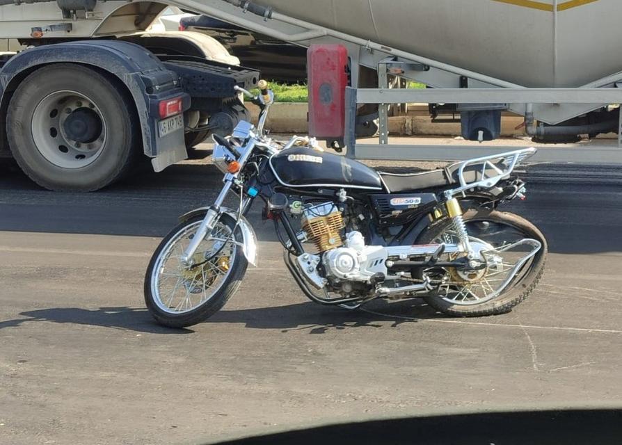 Otomobil ile motosiklet çarpıştı: 1 ölü, 1 yaralı