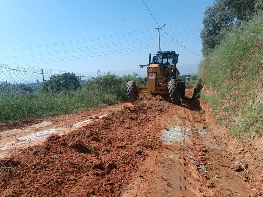 Efeler’de yollar yenileniyor, ulaşım rahatlıyor