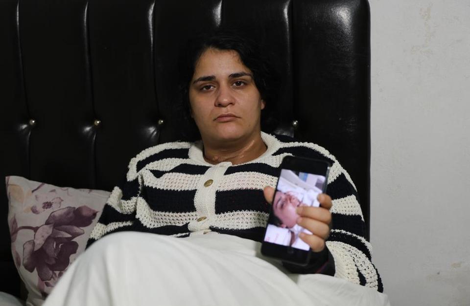 2 çocuk annesi dehşeti yaşadı: Eşi boğazını kesti engelli kaldı