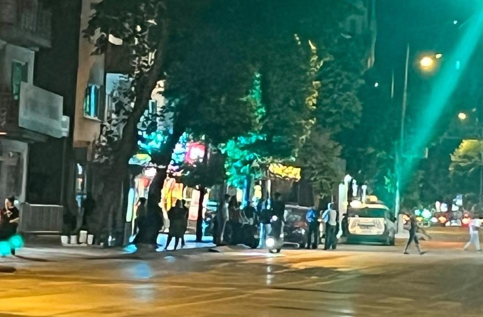 Silahlı saldırıda işletmeci bacağından vuruldu