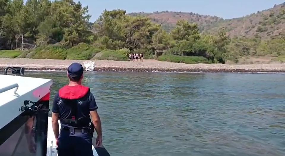 Karada 6 düzensiz göçmen yakalandı