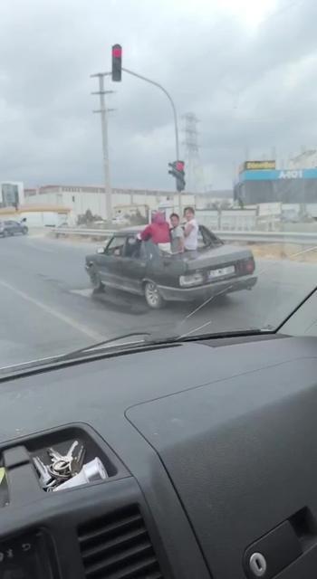 Çocukların ölümüne yolculukları kameralara yansıdı