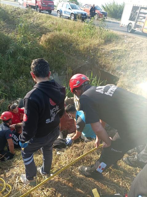 TAKLA ATIP SU TAHLİYE KANALINA UÇTU