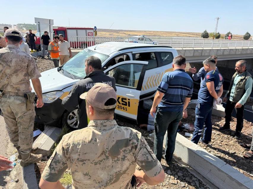 Hastane kavşağında kaza: 4 yaralı