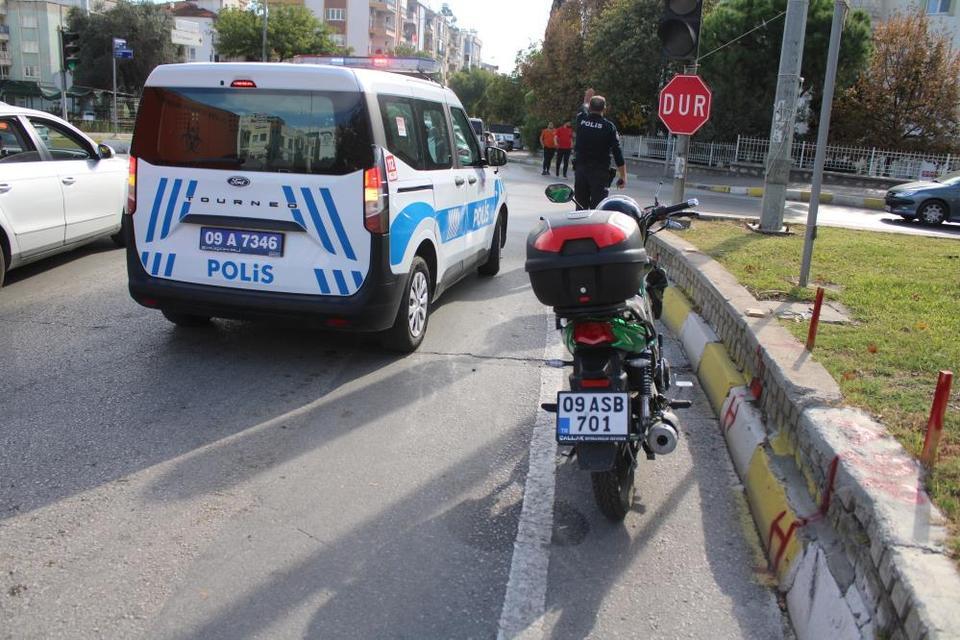 Aydın'da ticari araç ile motosiklet çarpıştı: 1 yaralı