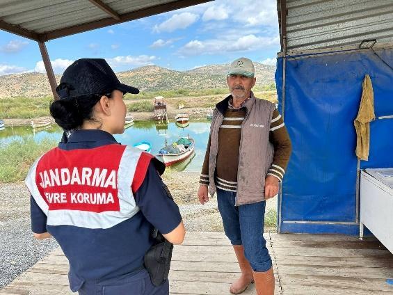 Bafa Gölü’nde “Temiz Dünya, Temiz Gelecek” denetimi
