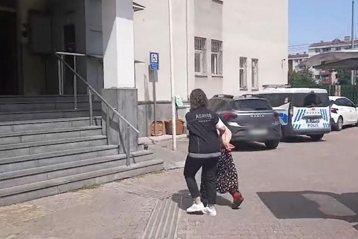 'Hırsızlık' suçundan 33 yılla aranan kadın yakalandı