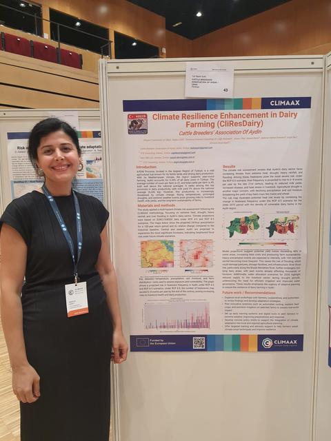 AYDIN İLİ DAMIZLIK SIĞIR YETİŞTİRİCİLERİ BİRLİĞİ'NİN PROJESİ BARSELONA'DA İLGİYLE TAKİP EDİLDİ DAMIZLIK BİRLİĞİ'NİN 'SÜT ÇİFTLİKLERİNDE İKLİM DİRENCİNİN ARTTIRILMASI PROJESİ' AVRUPA ÇAPINDA ÖRNEK PROJE KABUL EDİLDİ